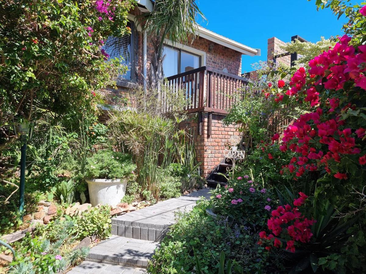 Paradise Self-Catering Units Jeffreys Bay Bagian luar foto